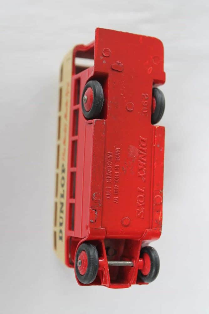 Dinky Toys 290 Double Decker Bus-base