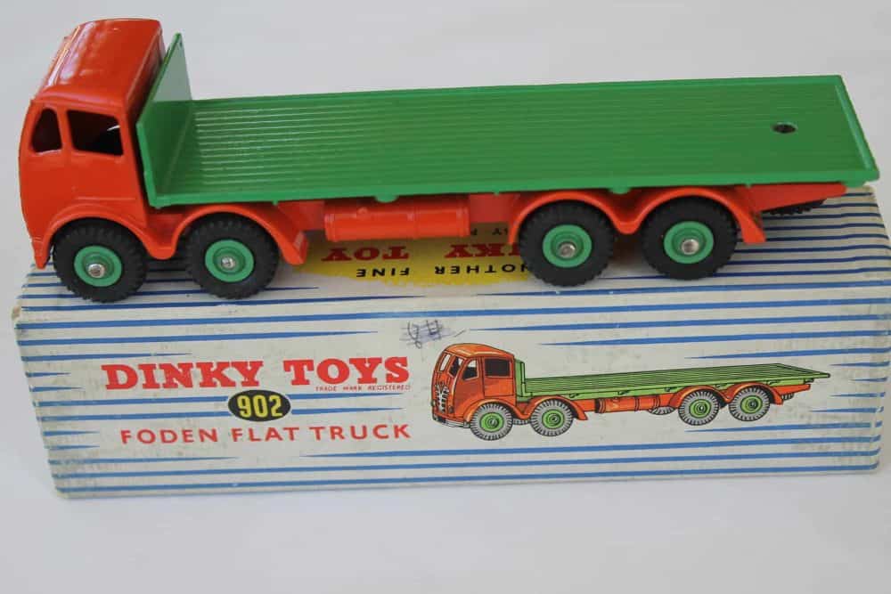 Dinky Toys 502/902 Foden Flat Truck 2nd Cab