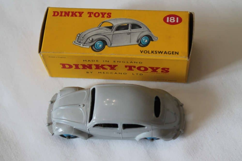 Dinky Toys 181 Volkswagen Beetle-top