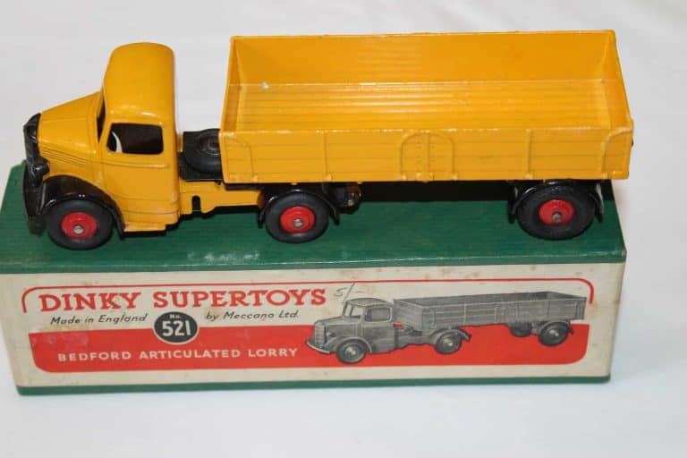 Dinky Toys 521 Bedford Articulated Lorry Diecast