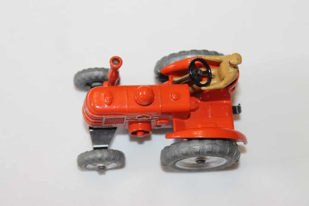 Dinky Toys 027N/301 Field Marshall Tractor-top