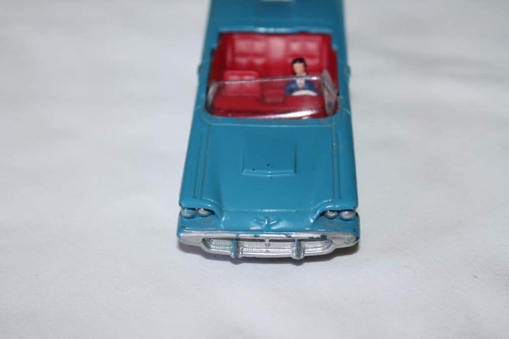 French Dinky Toys 555 Ford Thunderbird South African Issue-front