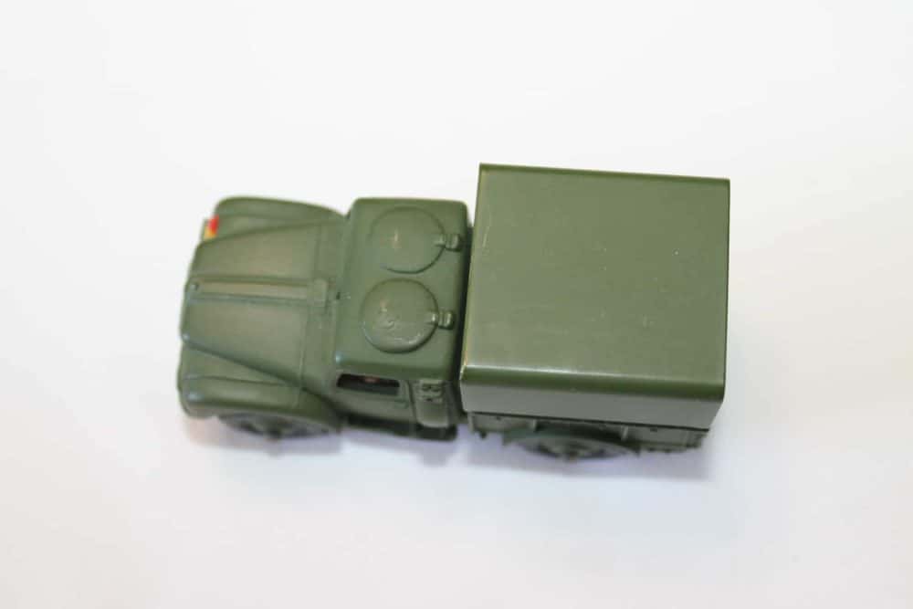 Dinky Toys 641 Army 1-Ton Cargo Truck Windows-top