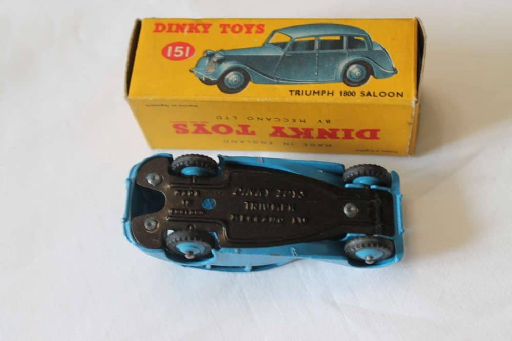 Dinky Toys 151 Triumph 1800