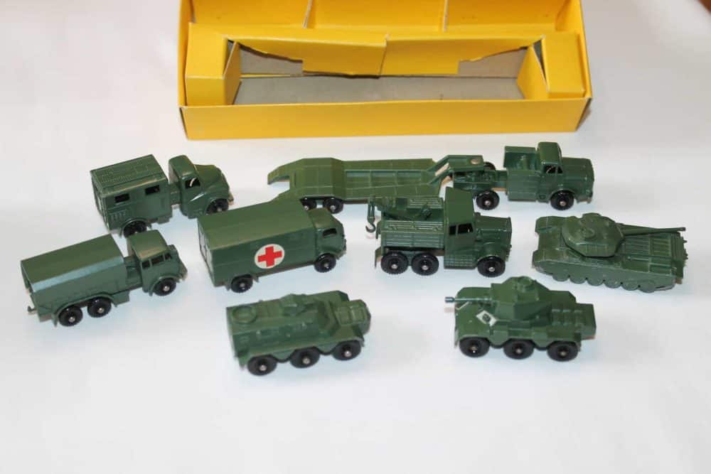 Matchbox Toys G-5 Army Gift Set-rightside