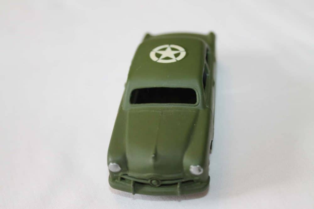 Dinky Toys 170M Army Staff Car-front