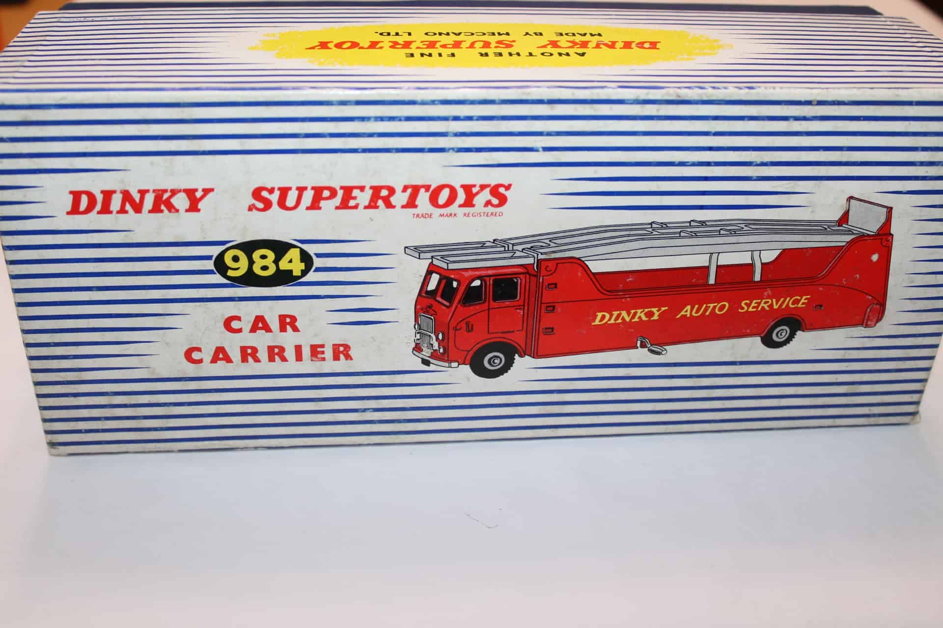 Dinky Toy 984 Car Carrier - Diecast