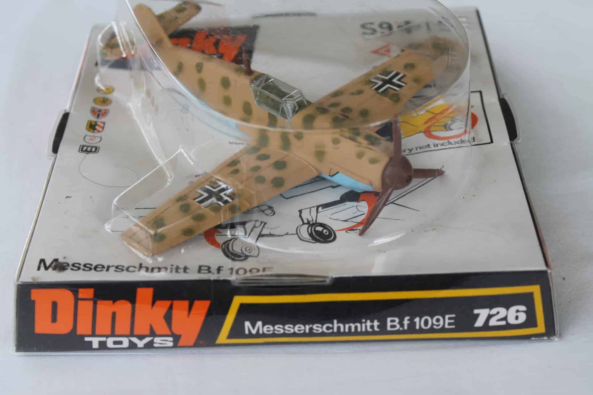 Avion Phoenix Model - Messerschmitt Bf 109 1.82m Avec Trains Electriques Arf Size 20 26cc Avion Phoenix Model - Messerschmitt Bf 109 1.82m Avec Trains Electriques Arf Size 20 26cc