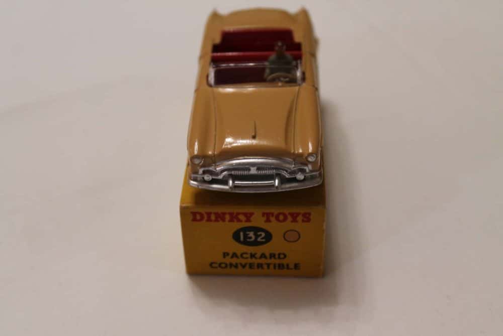 Dinky Toys 132 Packard Convertible-front