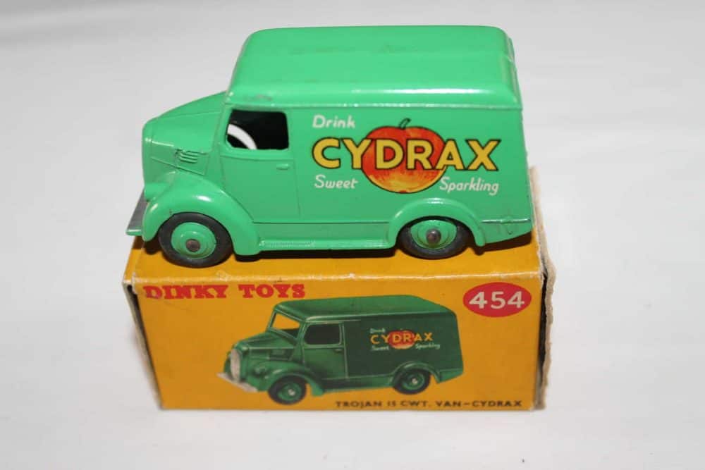 Dinky Toys 454 Trojan 'Cydrax' Van