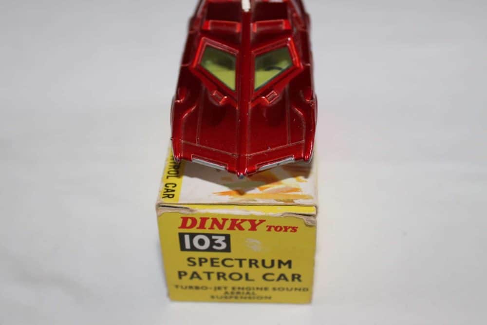 Dinky Toys 103 Spectrum Patrol Car-front