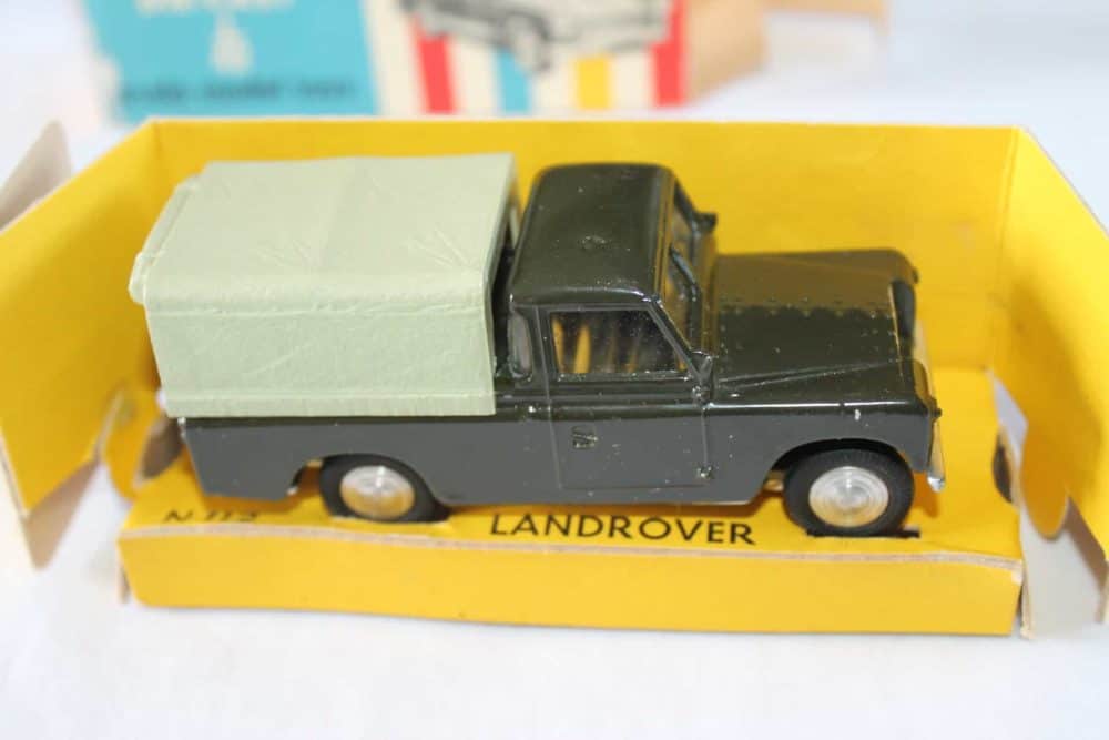 Spot-on N112 Landrover New Zealand Issue-side