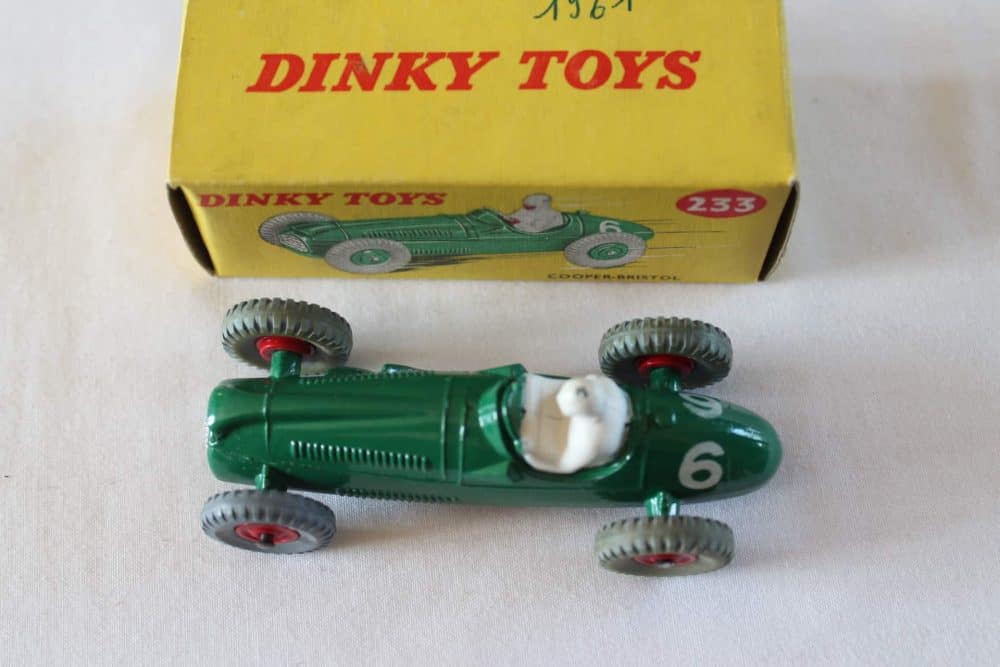 Dinky Toys 233 Cooper Bristol Racing Car-top