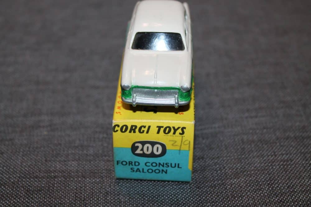 ford-consul-grey-and-green-corgi-toys-200-front