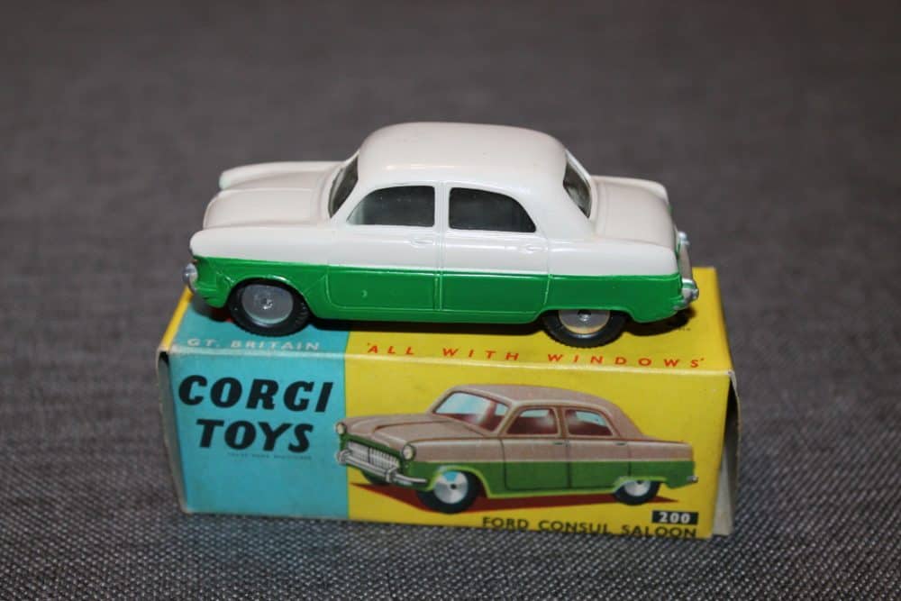 ford-consul-grey-and-green-corgi-toys-200