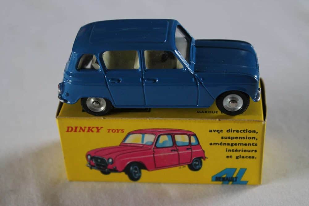 French Dinky 518 Renault 4L-side