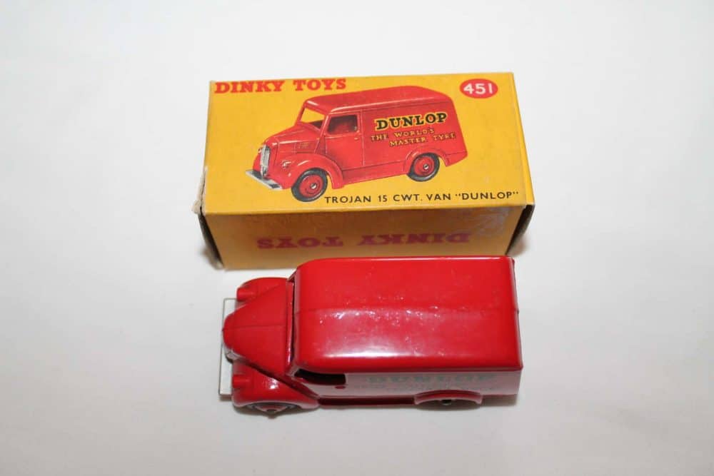 Dinky Toys 451 Trojan 'Dunlop' Van-top