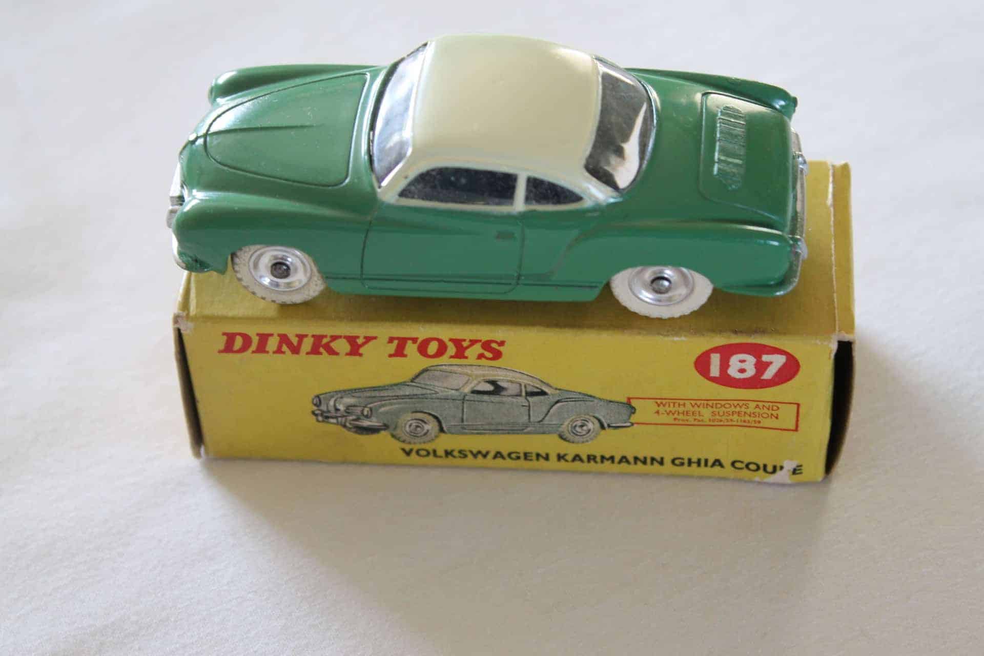 Modèle réduit 1:34, VW Karmann Ghia Coupe, Rouge