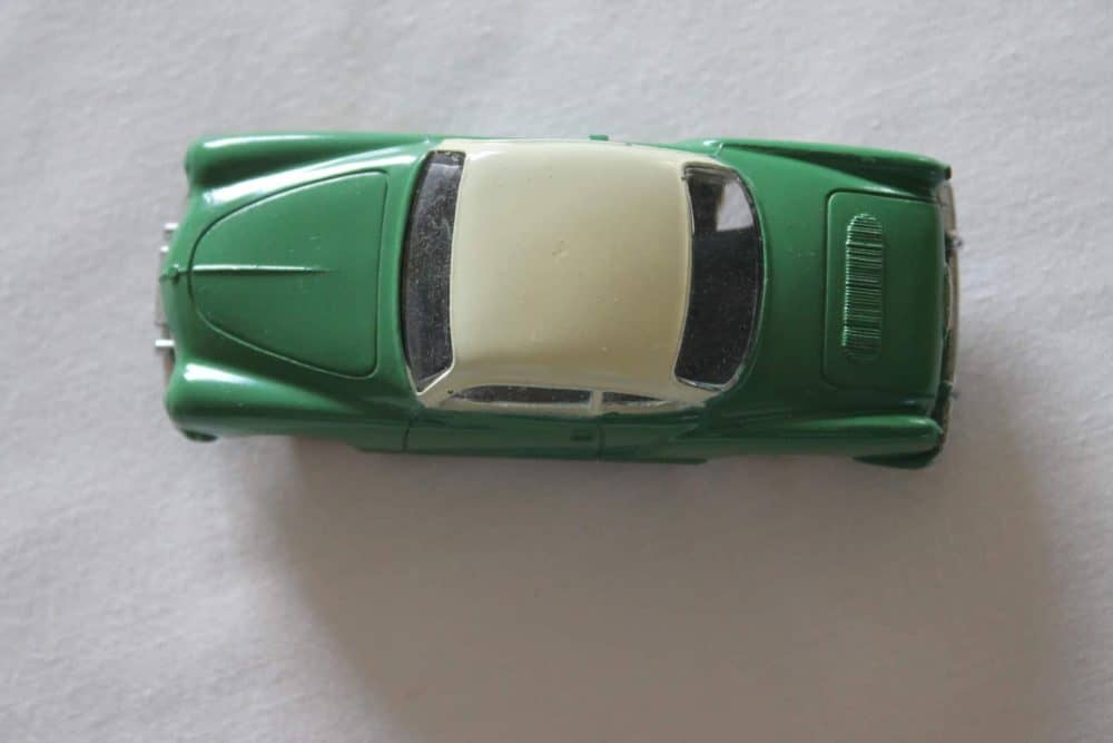 Dinky Toys 187 Volkswagen Kharmann Ghia Coupe-top
