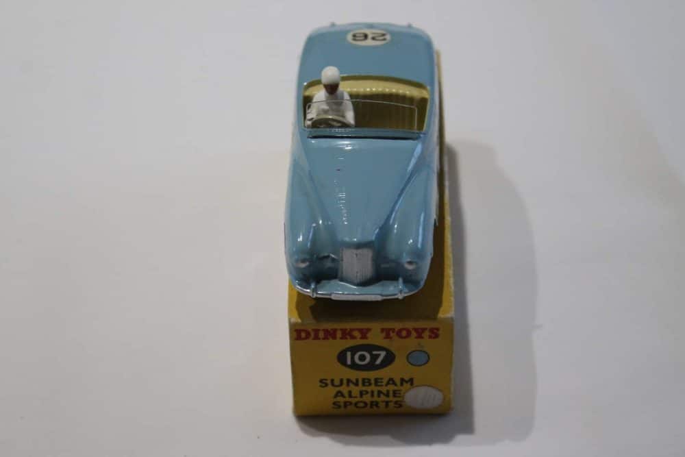 Dinky Toys 107 Sunbeam Alpine Competition-front