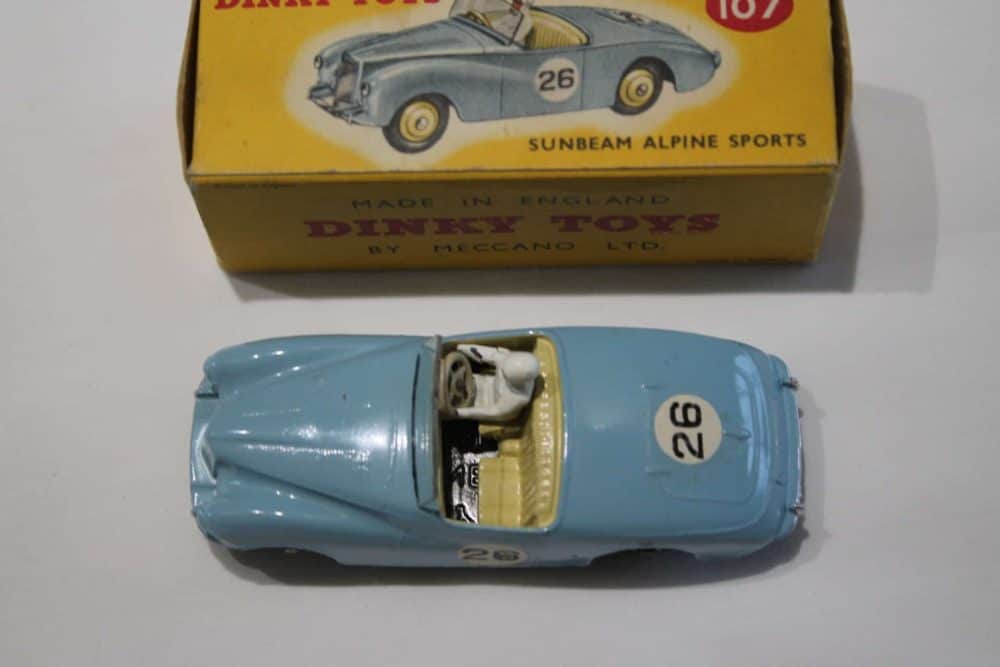 Dinky Toys 107 Sunbeam Alpine Competition-top