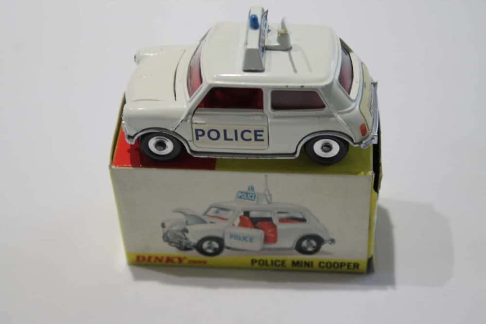 Dinky Toys 250 Police Mini Cooper