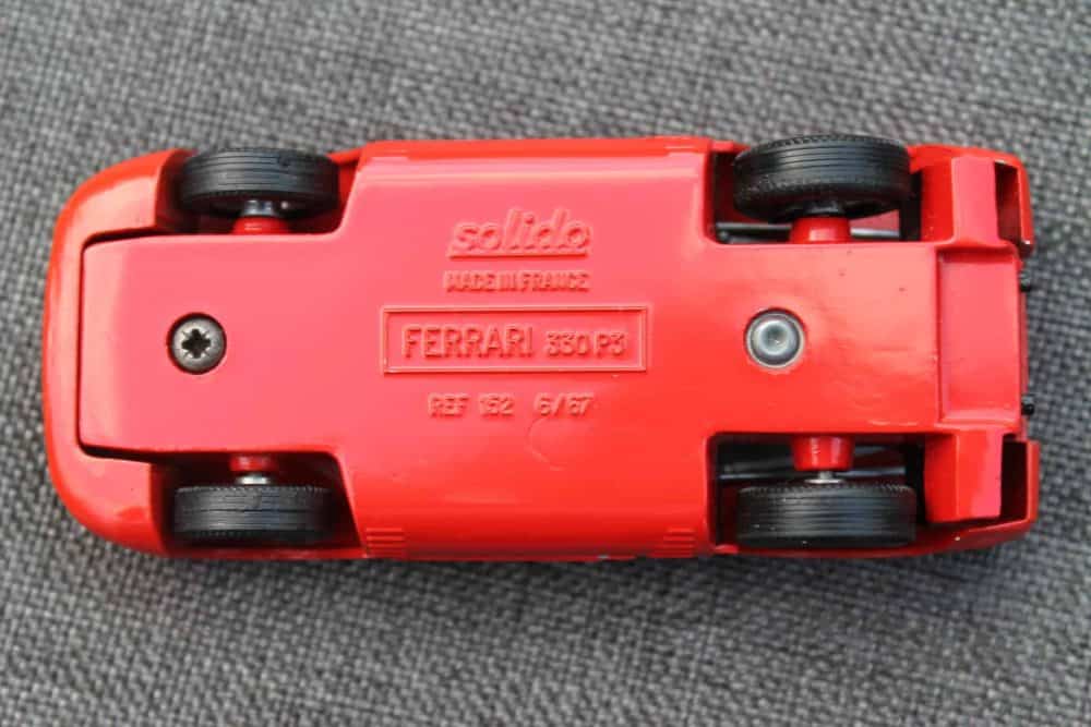 Solido Toys 152 Ferrari 330 P3-base