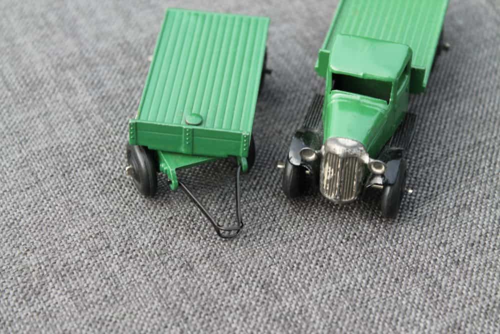flat-truck-and-trailer-25t-dinky-toys-green-front