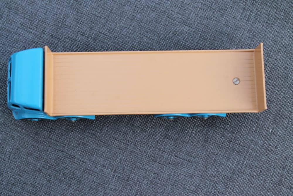foden-tailboard-2nd-cab-dinky-toys-903-blue-and-flesh-rare-colour-top
