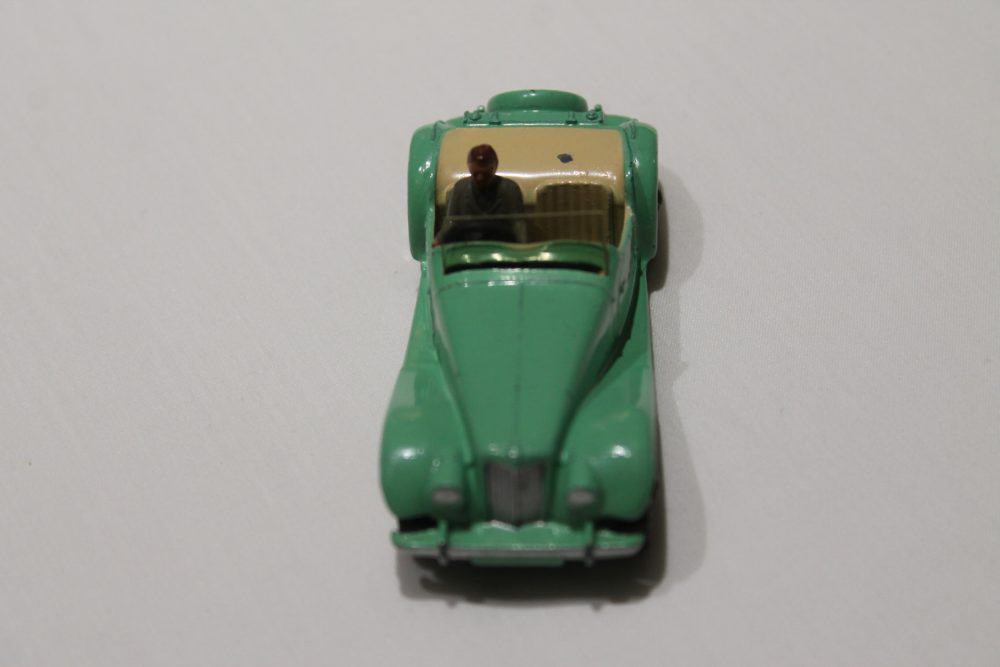 mg-midget-tourer-102-dinky-toys-pale-green-cream-rare-spun-wheels-front