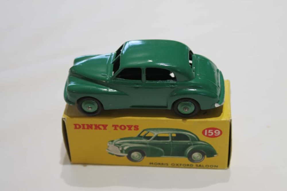 Dinky Toys 159 Green Morris Oxford