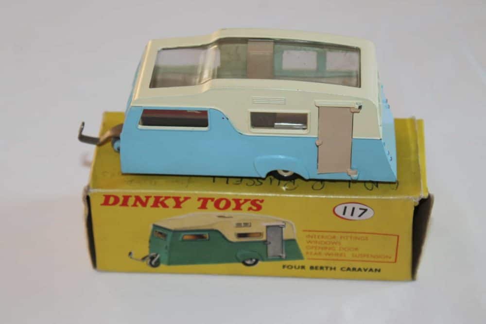 4-berth-caravan-cream-blue-dinky-toys-117
