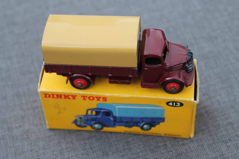 austin-covered-wagon-maroon-tand-tan-canopy-and-red-wheels-dinky-toys-413-side