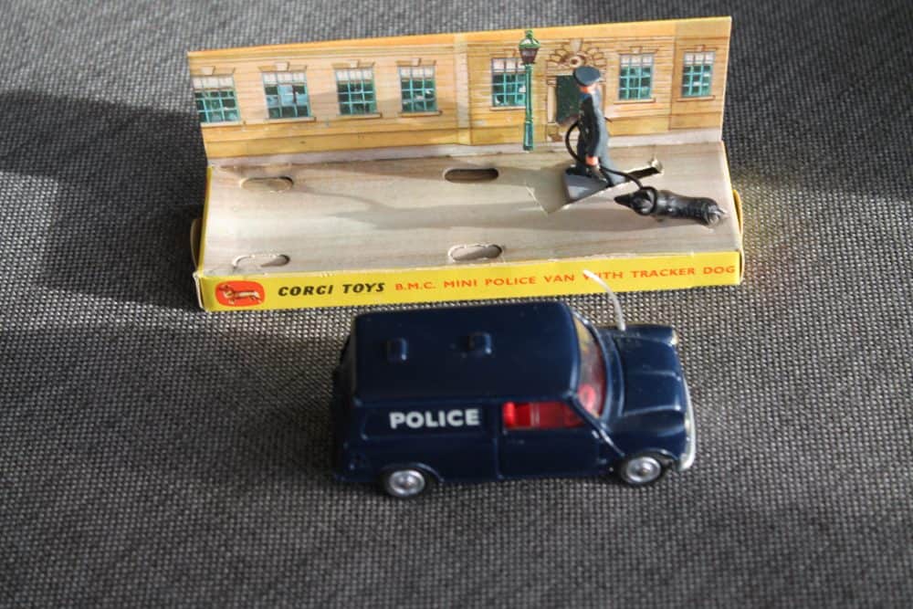 bmc-mini-police-van-with-tracker-dog-midnight-blue-corgi-toys-448-side