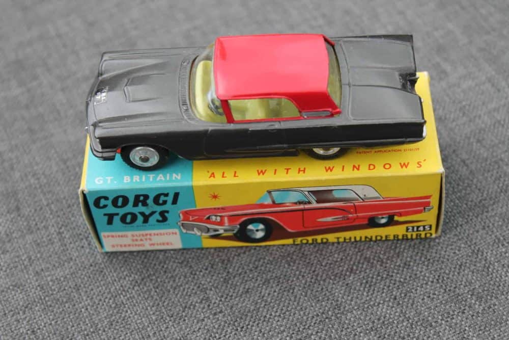 ford-thunderbird-hardtop-graphite-grey-and-red-roof-corgi-toys-214s