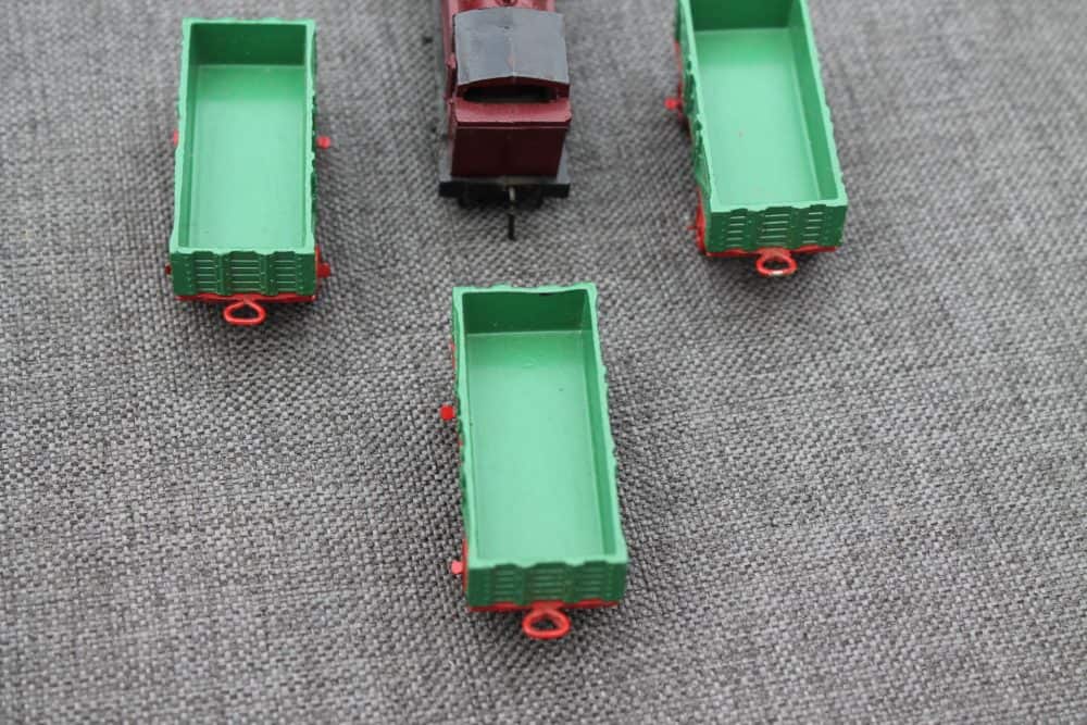 goods-train-set-maroon-train-and-green-and-red-trucks-dinky-toys18-pre-war-very-scarce-back
