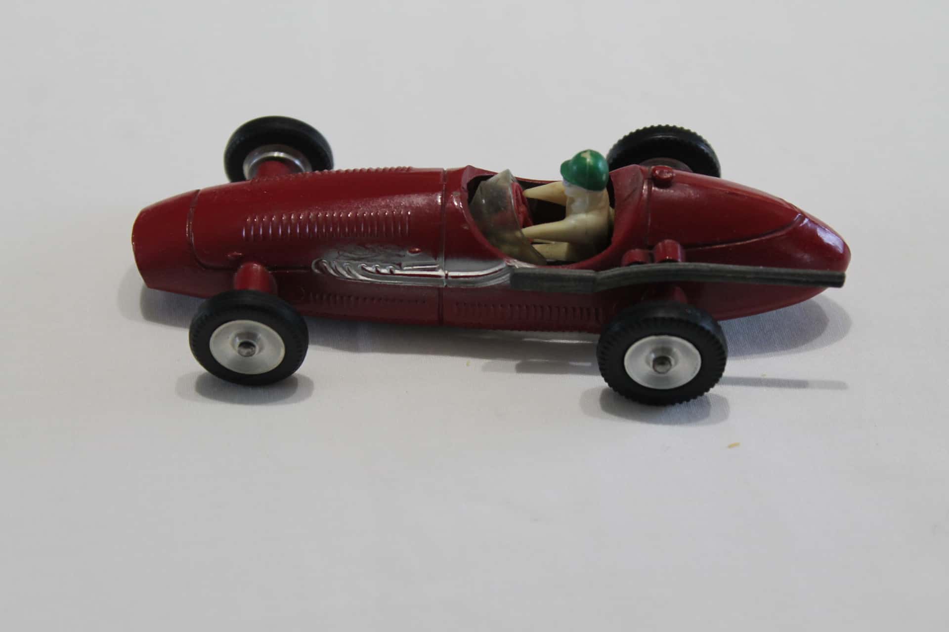 SOLIDO REF 102 MASERATI （④red） Solido Toys 102 Maserati 250 Racing Car Red - Diecast