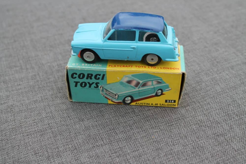 austin-a40-two-tone-blue-early-wheels-corgi-toys-216