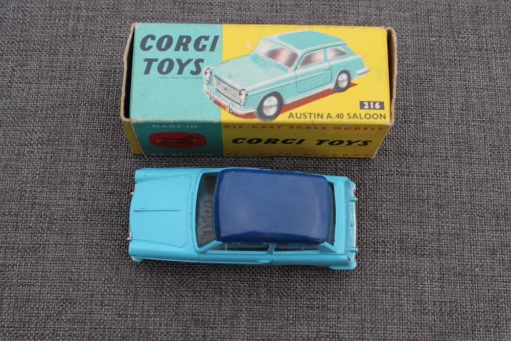 austin-a40-two-tone-blue-early-wheels-corgi-toys-216-top