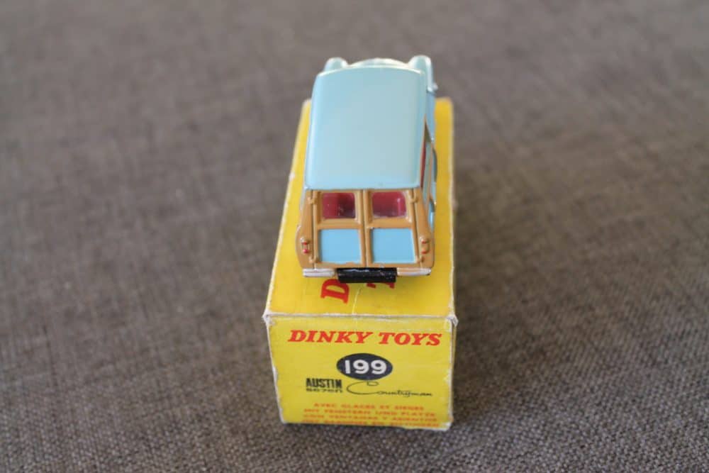 austin-seven-countryman-blue-red-interior-dinky-toys-199-back