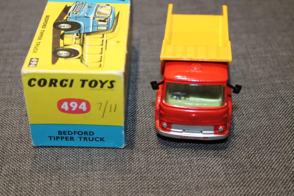 bedford-tipper-truck-red-yellow-cast-wheels-corgi-toys-494-front