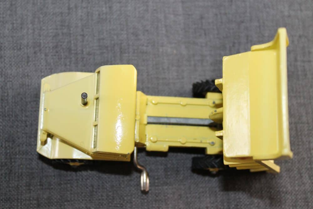 euclid-rear-dump-truck-primrose-yellow-windows-version-corgi-toys-965-back-up