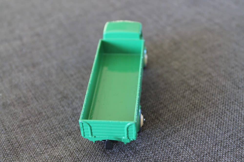 forward-control-lorry-scarce-colour-green-and-cream-dinky-toys-25r-back