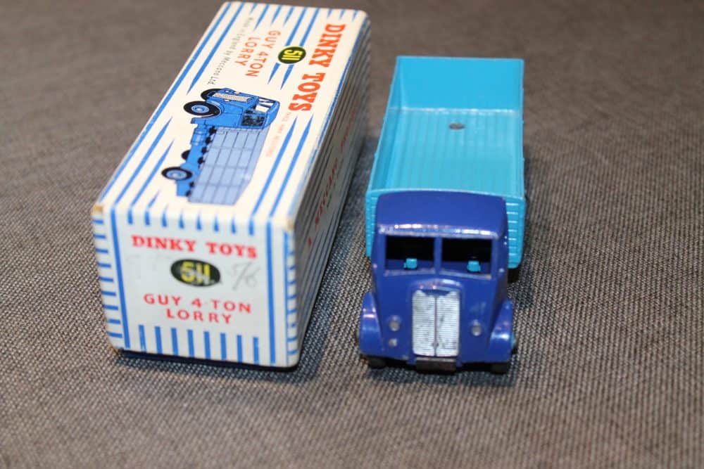 guy-wagon-two-tone-blue-and-blue-st-wheels- stripped-box-dinky-toys-511-front