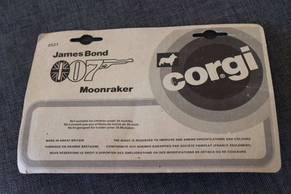 james-bond-moonraker-set corgi-junior-toys-2521-back