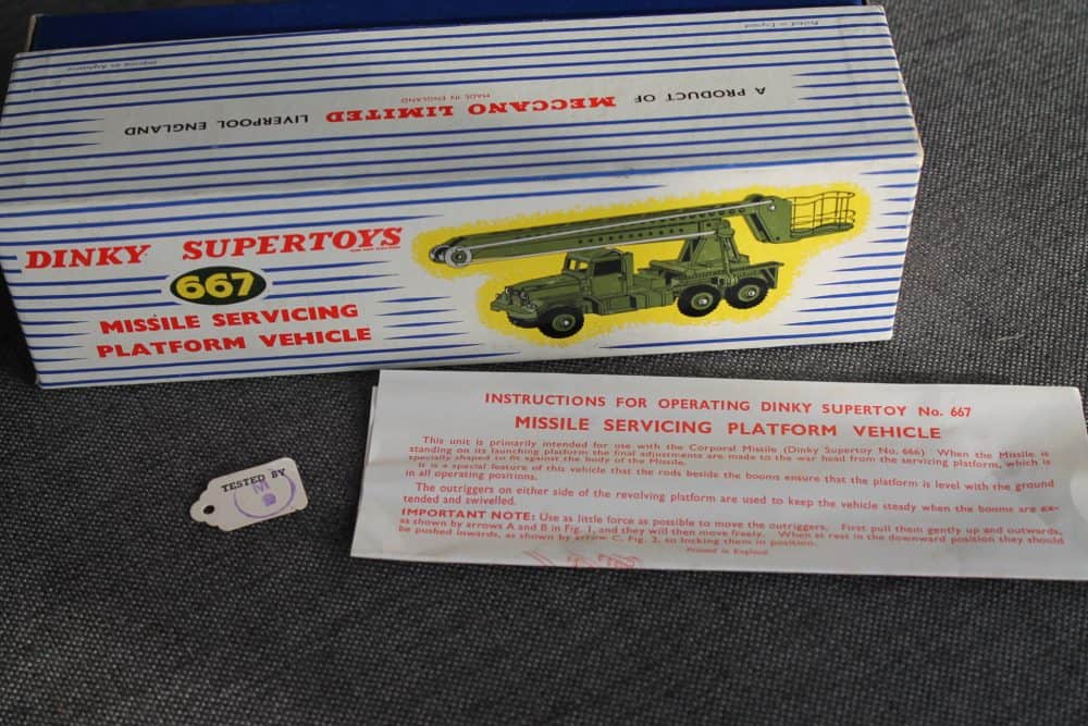 missile-servicing-platform-vehicle-dinky-toys-667-box