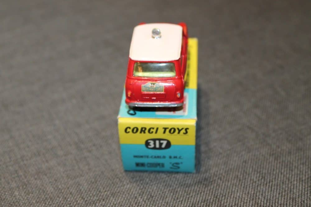 monte-carlo-bmc-mini-cooper-racing-number-37-corgi-toys-317-back