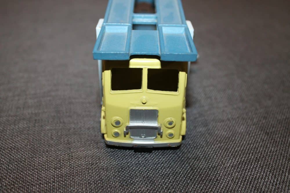 auto-car-transporter-rare-us-export-Lemon-blue-grey-dinky-toys-989-front