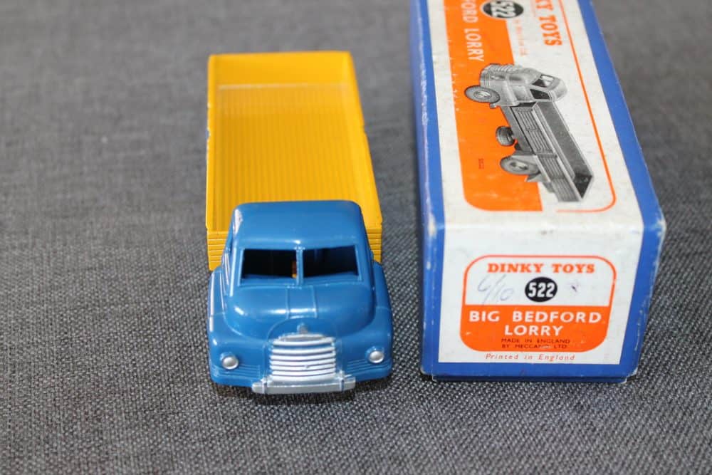big-bedford-lorry-blue-yellow-and-yellow-wheels-dinky-toys-522-front
