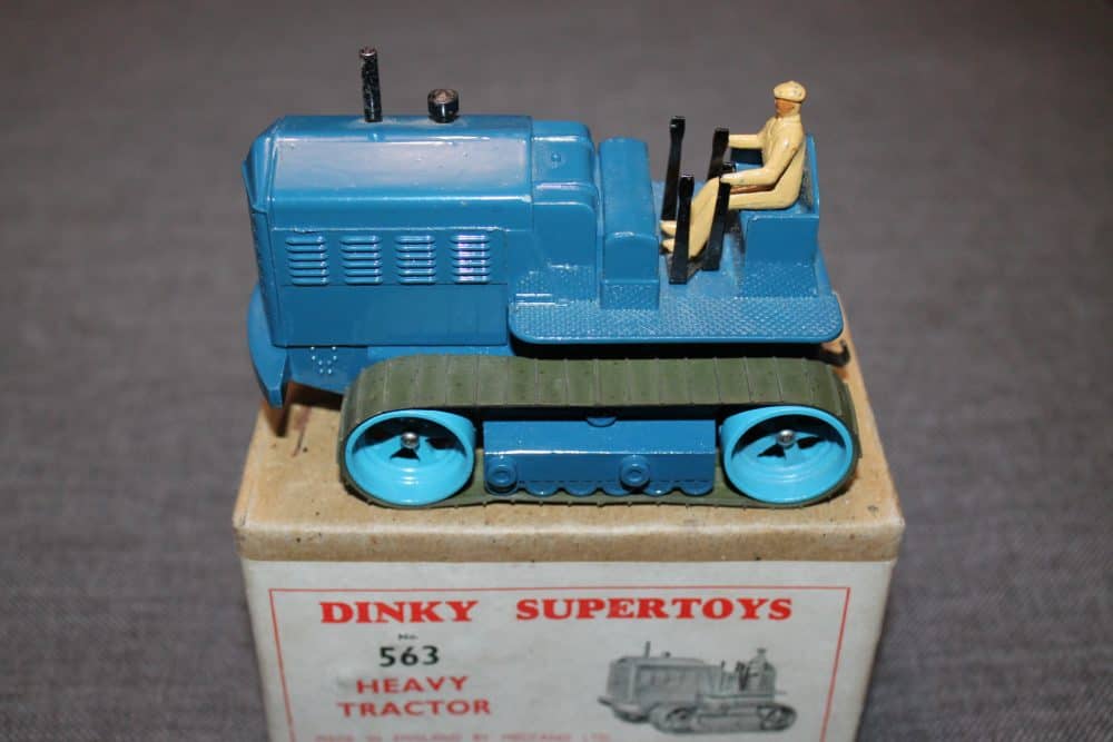 heavy-tractor-rare-blue-colour-dinky-toys-563